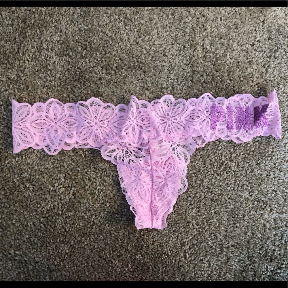 Lot of 3 VS PINK lace thongs - Picture 6 of 7